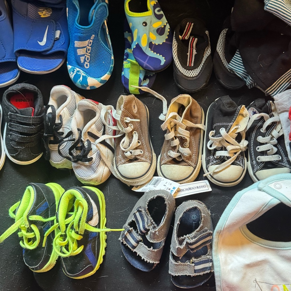 Lot of 9 Pairs Of Baby Shoes 3c-7c